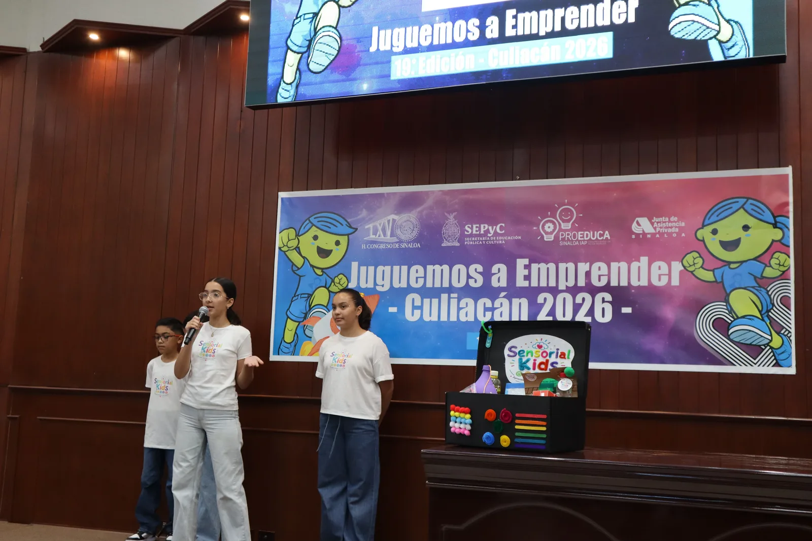 Equipo Sensorial Kids presenta su proyecto de estimulación sensorial en el escenario